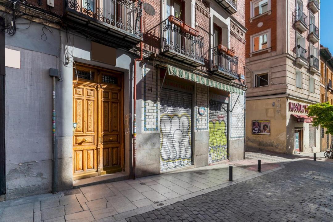 2 Bedrooms 1 Bathroom Furnished - Centro - Equipped & Stylish - Minty Stay Madrid Buitenkant foto