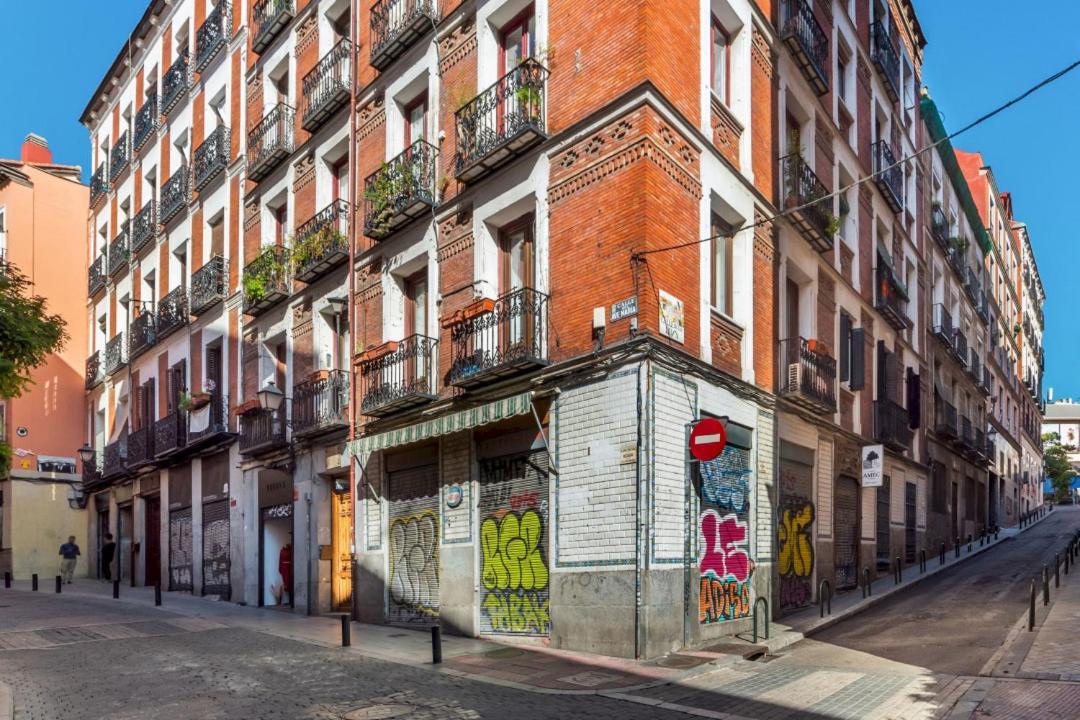 2 Bedrooms 1 Bathroom Furnished - Centro - Equipped & Stylish - Minty Stay Madrid Buitenkant foto