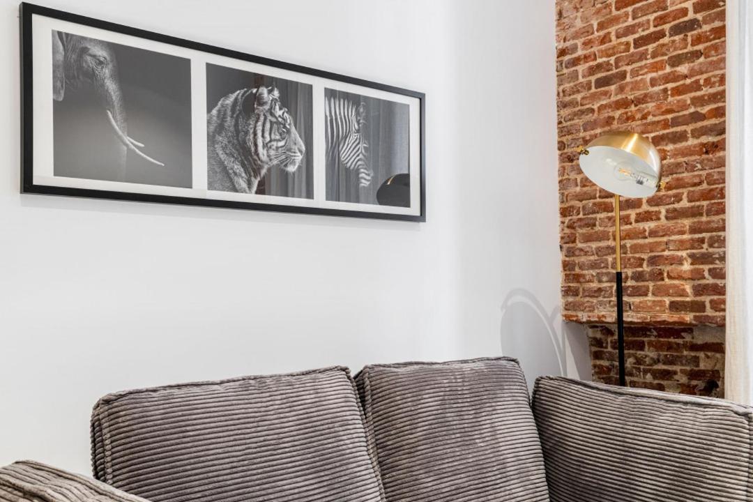 2 Bedrooms 1 Bathroom Furnished - Centro - Equipped & Stylish - Minty Stay Madrid Buitenkant foto